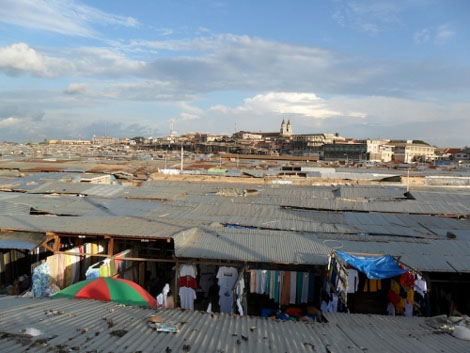 Kumasi der grösste Markt Ghanas